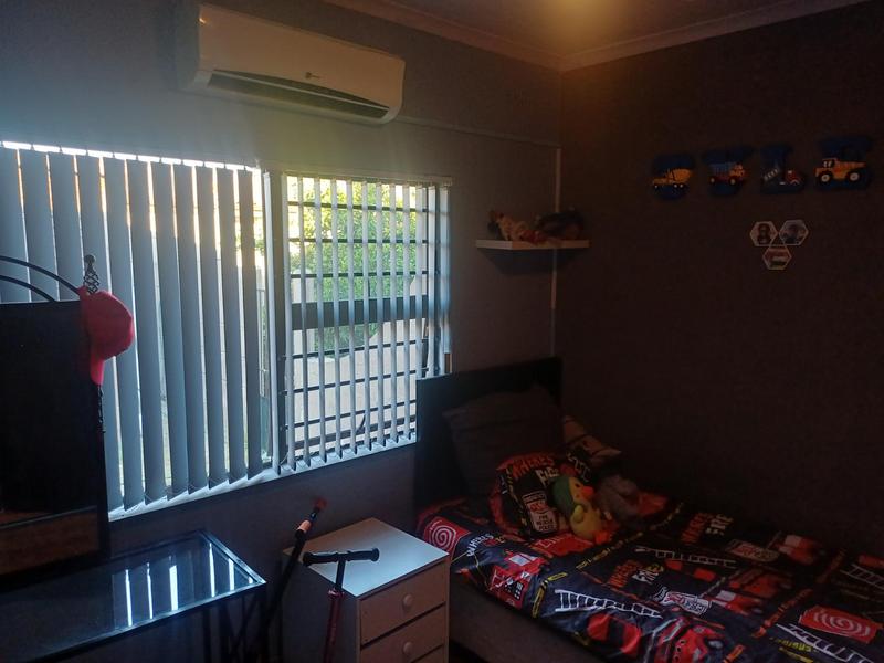 To Let 4 Bedroom Property for Rent in Morgenster Western Cape